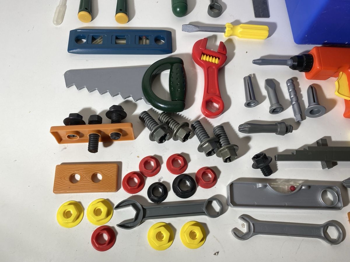 Giocattoli: Kinder Werkzeug Set – Usato da Winterthur venduto da ben_9vxx 2