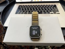 Apple Watch Ultra 2/ 49mm Titanium mit Armband