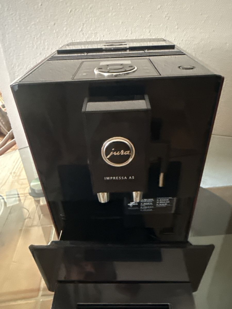 Jura Macchine per caffè & Macchine per espresso: Machine à café Jura Impressa A5  – Usato da Soyhières venduto da Jura22 2