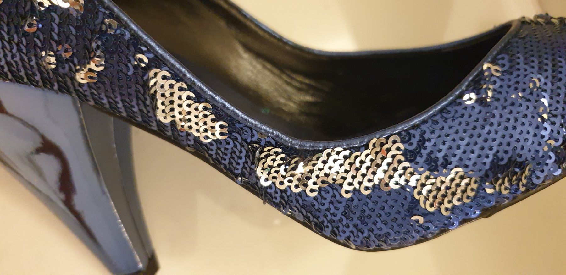 Scarpe da donna: Schuhe NEU Paco Gil mit Pailleten Gr.37 – Nuovo e nell'imballaggio originale da Wettswil venduto da the_jr6l 4