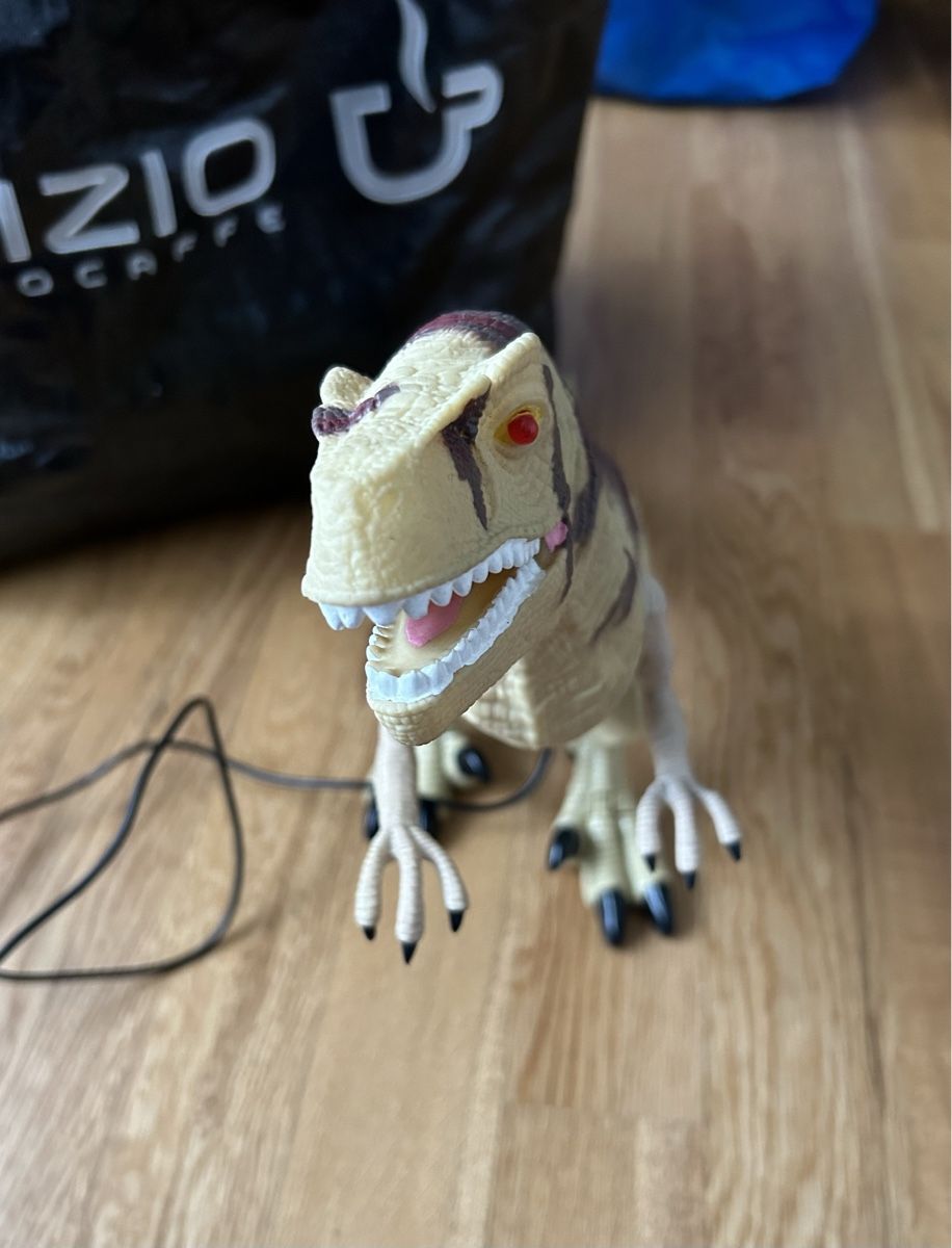 Giocattoli: Mighty Megasaur Dino mit Controller – Usato da Basel venduto da Aysan9 2