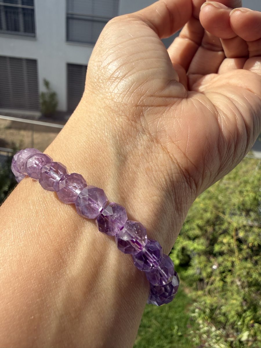 Armbänder & -reifen: Amethyst Armband facettiert 8mm, Echte Edelstein-Perlen – Neu (gemäss Beschreibung) aus Jegenstorf von SteinGlanz 4