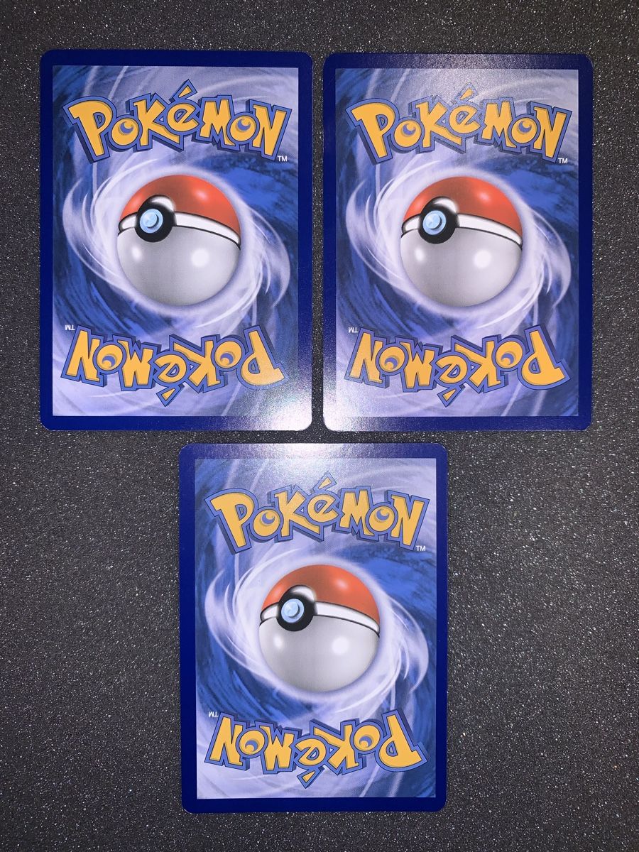 Pokémon Carte collezionabili:  Charizard Holo  Lot 3 pezzi – Usato da Bironico venduto da ars_z6lb 5