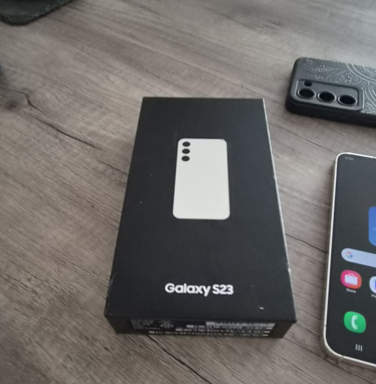 Samsung Telefoni cellulari / Smartphones: Samsung Galaxy s23 128GB 5G – Usato da Bettlach venduto da shanty11 2