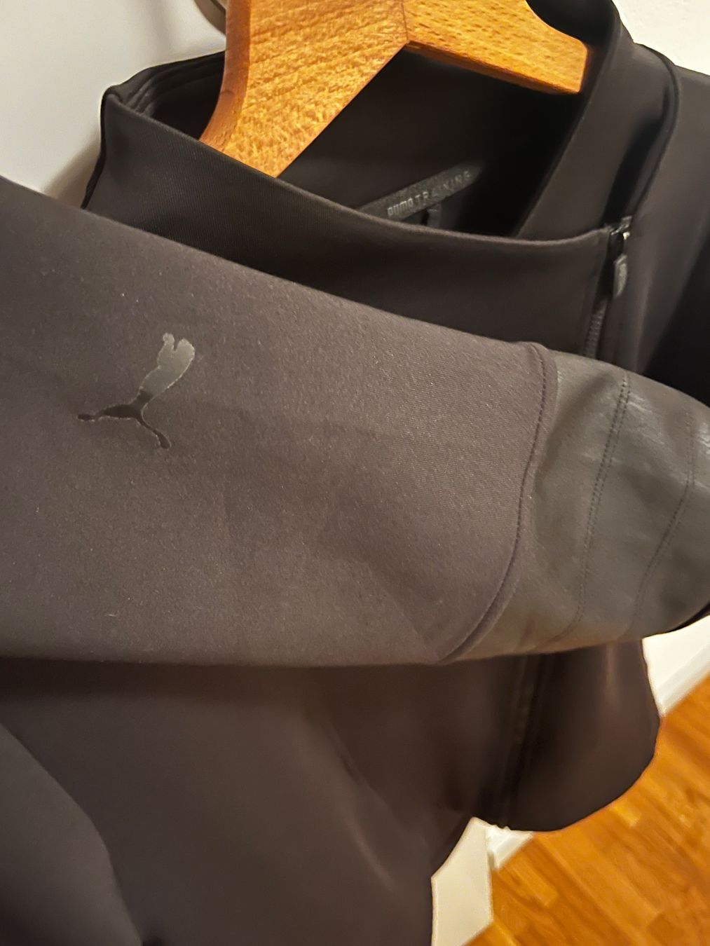 Puma Giacche: PUMA TRAINING Damen Moto Jacket-Schwarz – Usato da Aarau venduto da M218 6