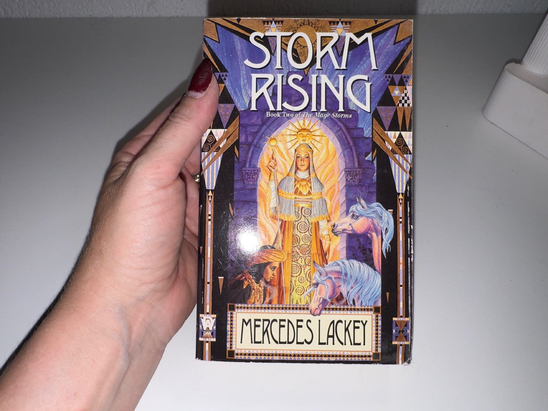 Libri: NOVEL: Mercedes Lackey, Storm rising – Usato da Grosswangen venduto da English_books