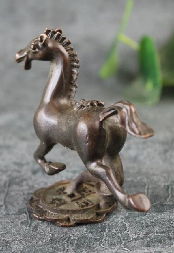 Statuette: cheval en Bronze – Nuovo e nell'imballaggio originale da Vernier venduto da 19pigments 3