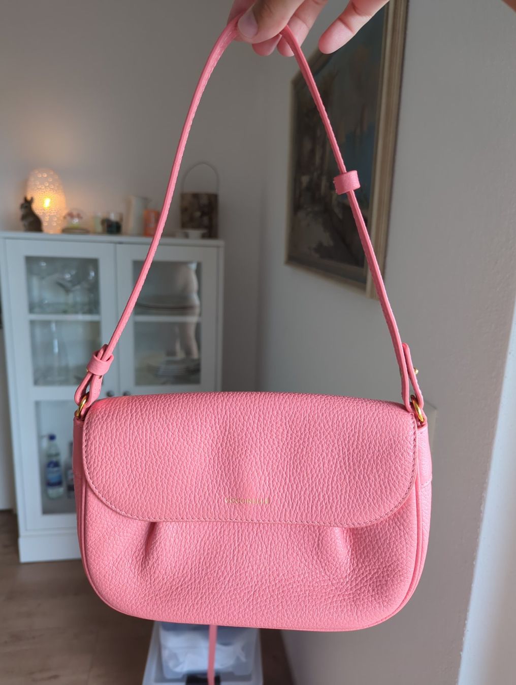 Coccinelle Borse da donna: Umhaengetasche Coccinelle pink Leder – Usato da Seengen venduto da sam_x5tk