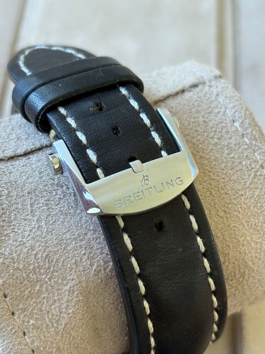Breitling Montres: Breitling Navitimer B01 Chronograph 46 Fullset mit Garantie – D'occasion à Birsfelden par Mynos 6