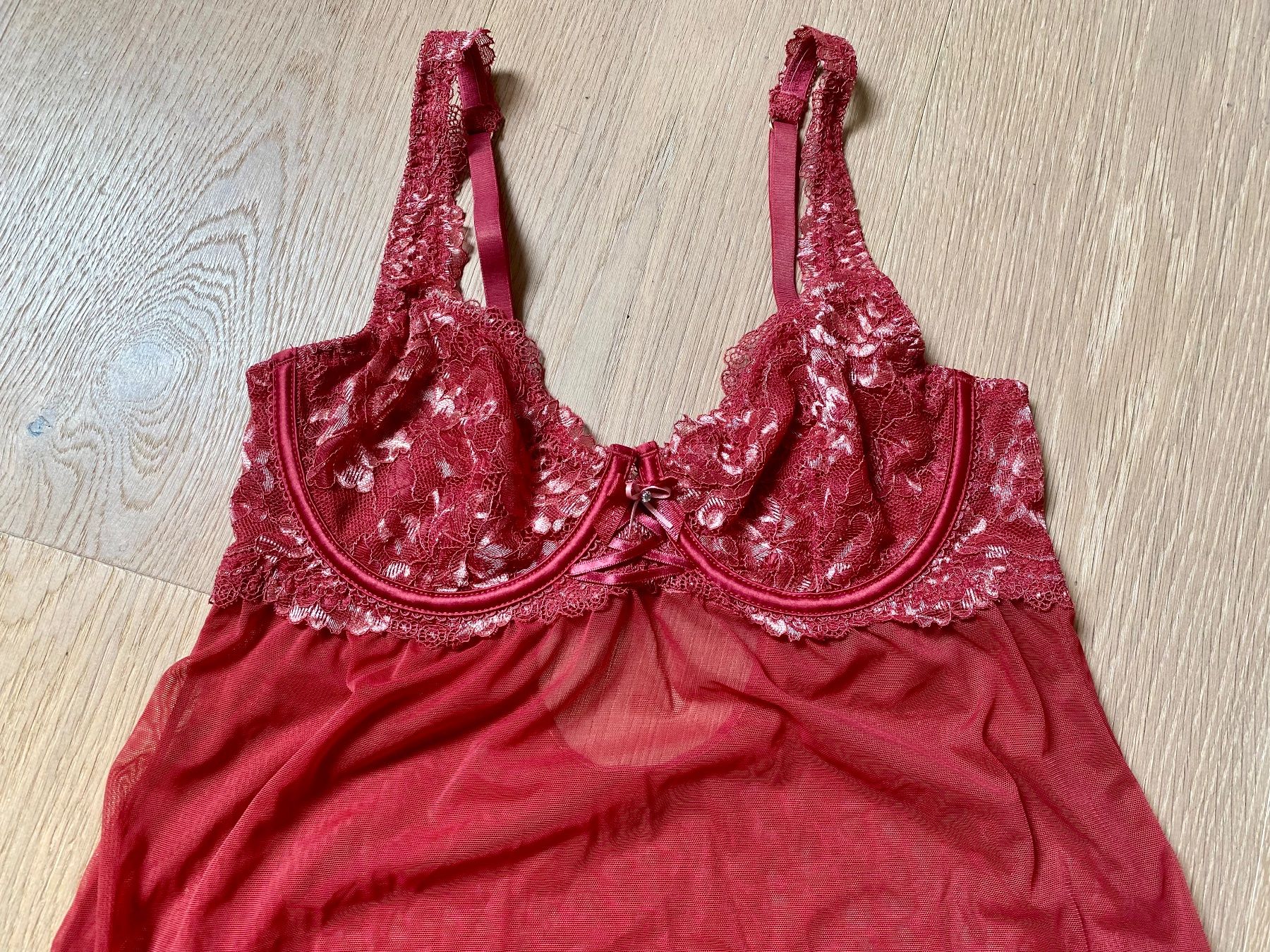 Autres dessous: Neues rotes Negligée Grösse 70B – Neuf (Voir description) à Winkel par Flyhy2020 1