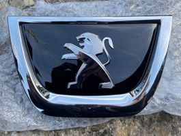 Peugeot Abdeckung neu