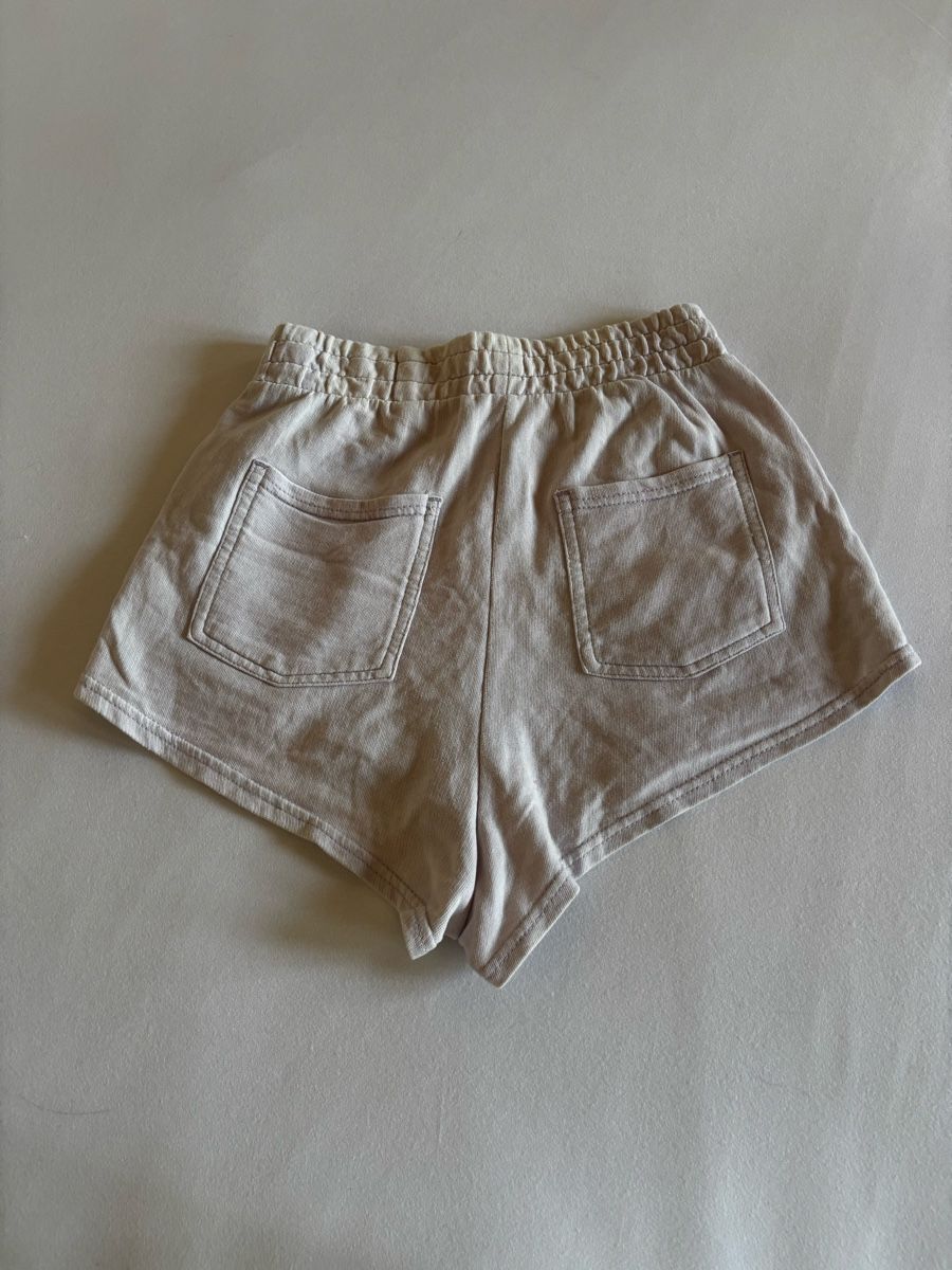 Bershka Kleiderpakete & -sets: short Bershka – Gebraucht aus Vouvry von sha_rk5q 6
