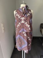 Kleid gemustert Grösse M guter Zustand