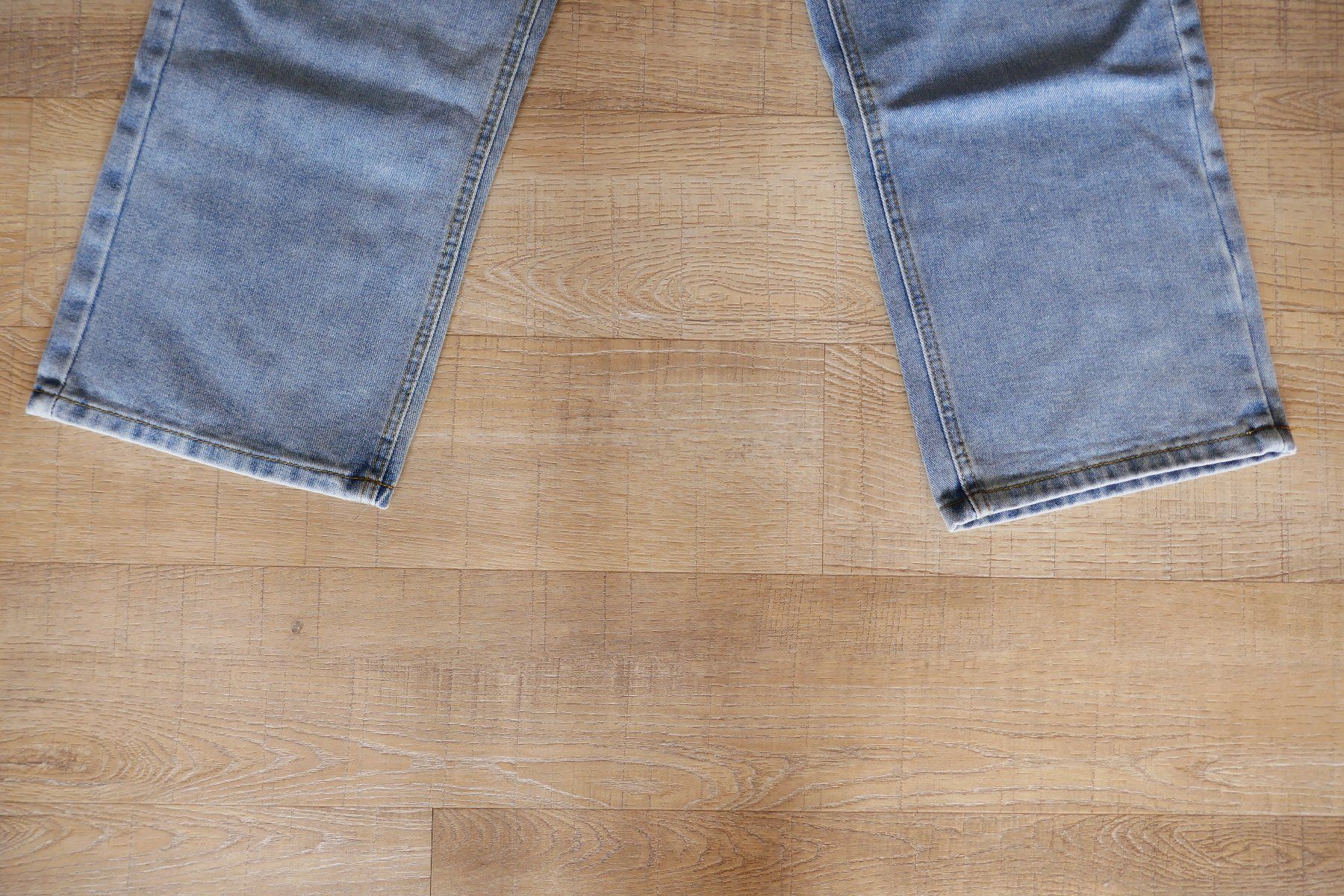 Pantaloni: Jeans hellblau, Gr. S – Usato da Port venduto da uzuku 1