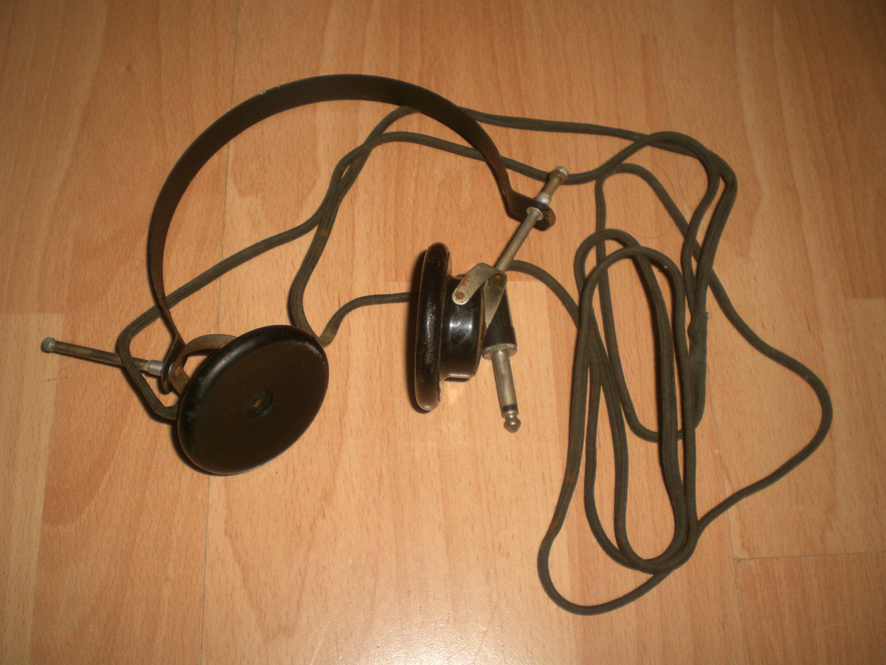 Misurare: Head Set Omega – Difettoso da Grellingen venduto da Neuron67
