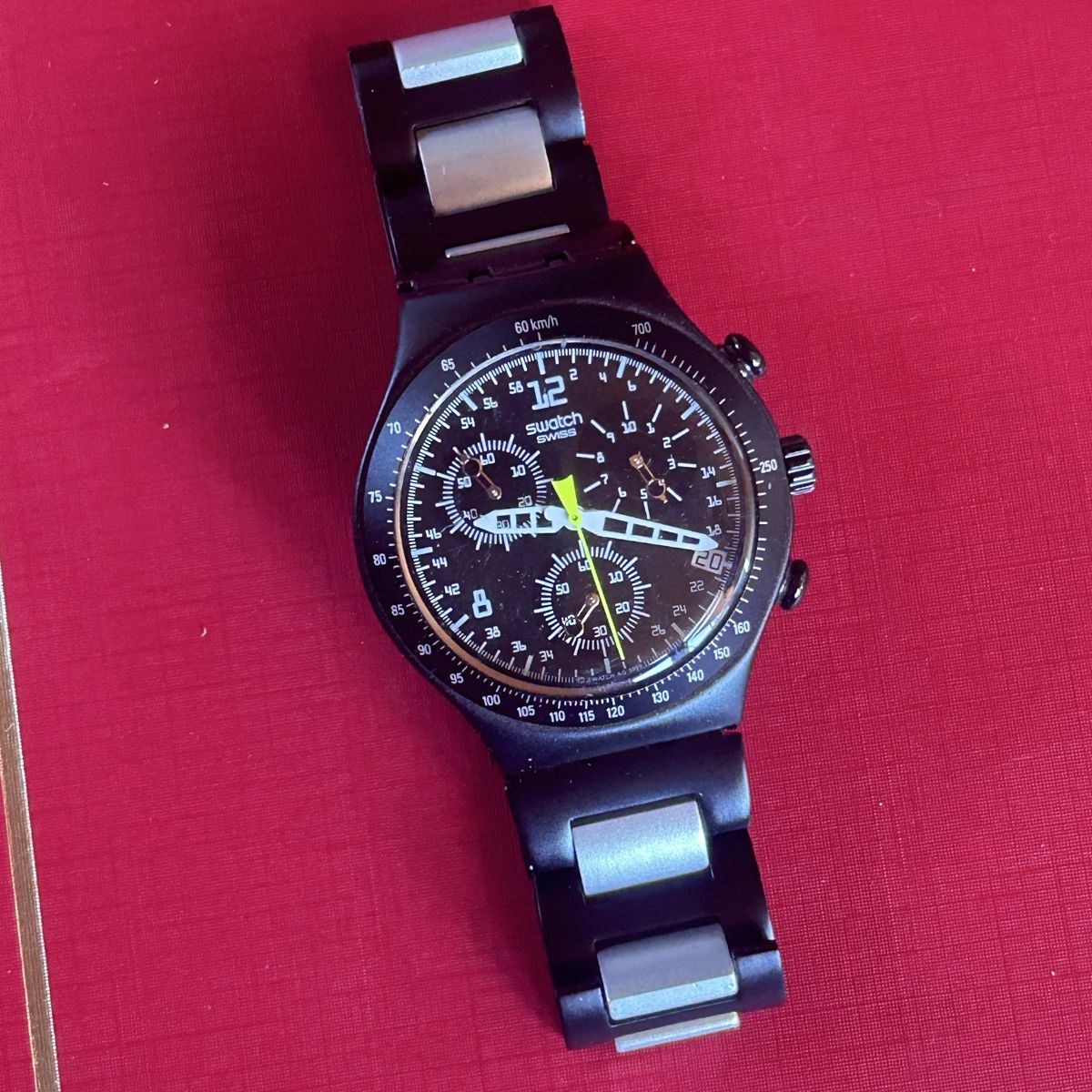 Swatch Orologi: Swatch Uhr  Chronograph Schwarz! – Usato da Laufen venduto da Bellavitaboom 3