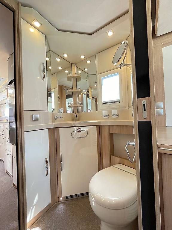 Mobilhome: Phoenix Maxi Liner 8100 RSL – Usato da Langenthal venduto da Reisemobil01 4
