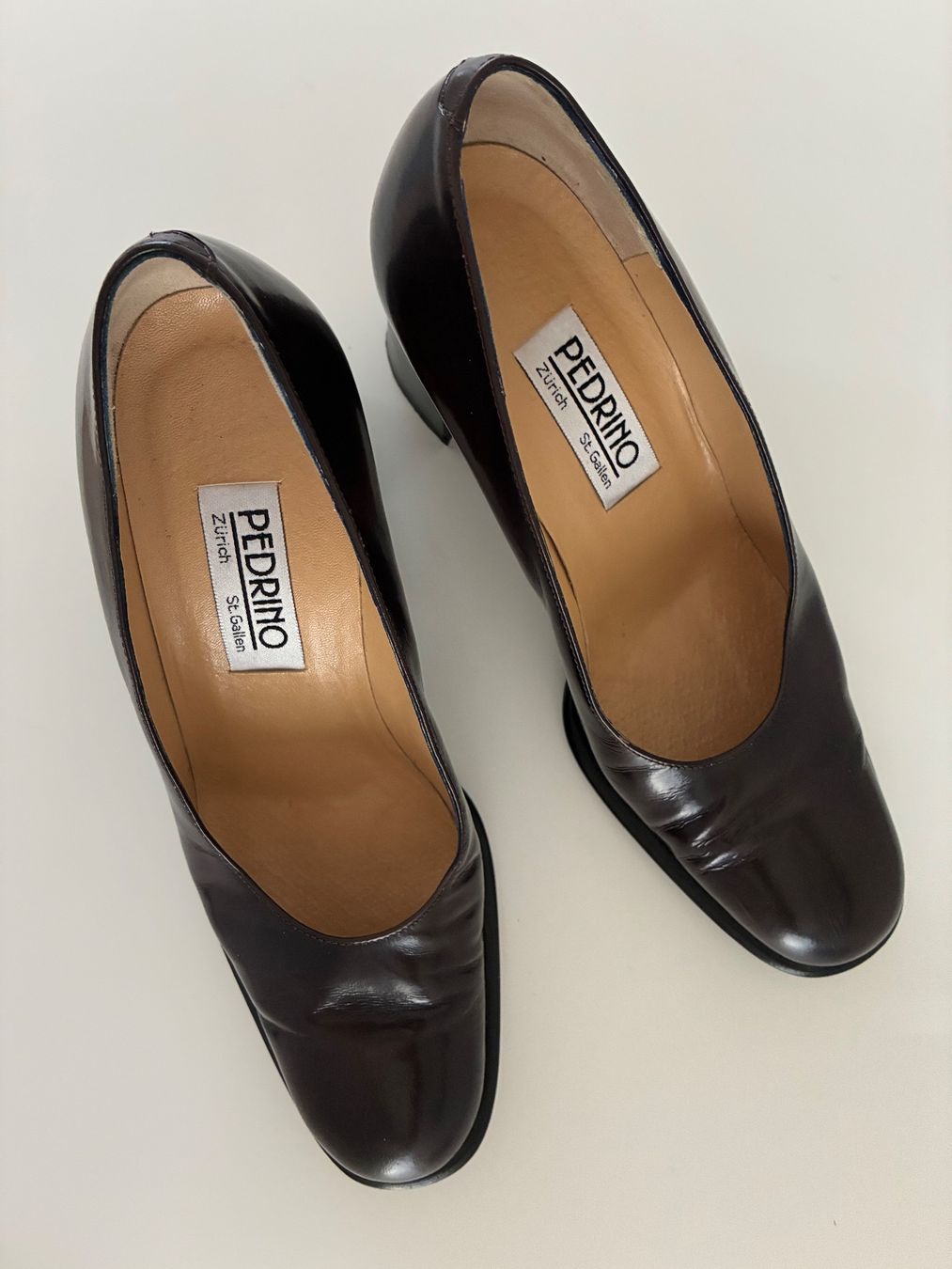 Damenschuhe: Pumps in aktueller Herbst-/Winterfarbe – Gebraucht aus Zürich von SOMO120 2