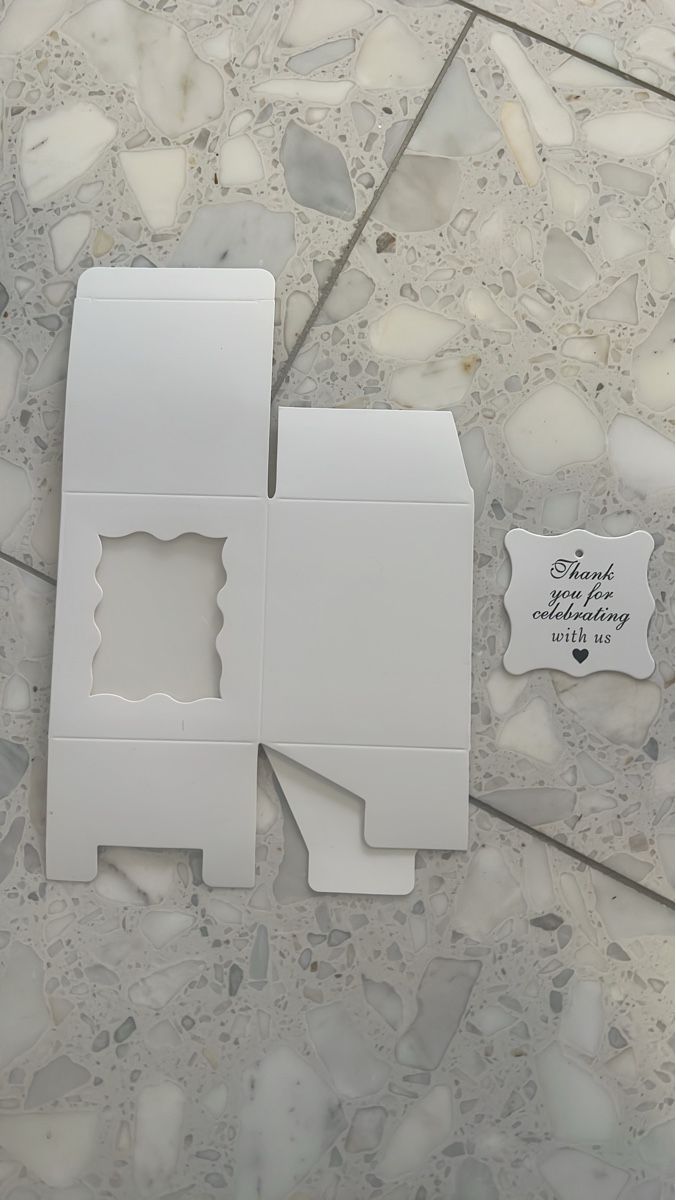 Tutte le decorazioni: 48 Neue, unbenutzte Geschenkboxen mit Luke – Nuovo e nell'imballaggio originale da Luzern venduto da mcaluzern