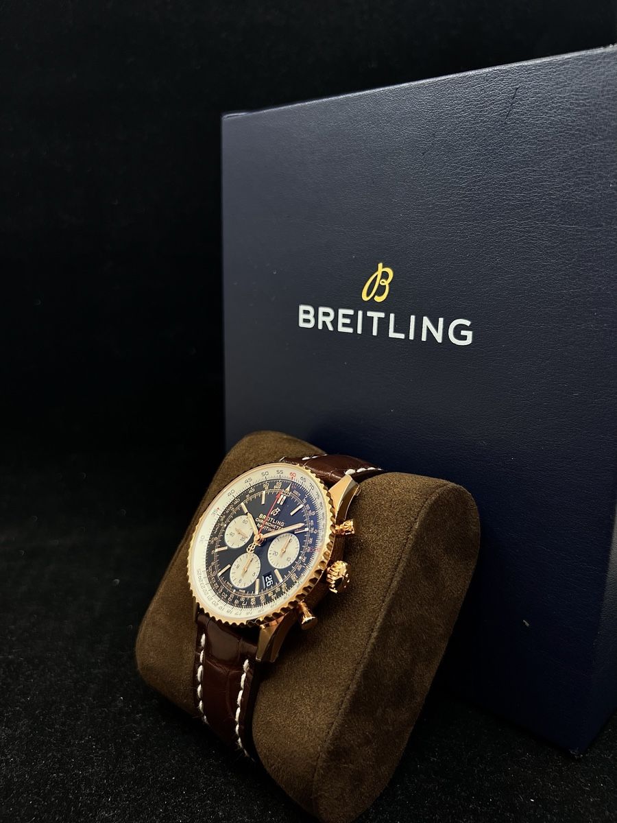 Breitling Orologi: Breitling Navitimer 18K GOLD 2025 NP: 21500.- – Nuovo e nell'imballaggio originale da Zürich venduto da Centralwatches 2