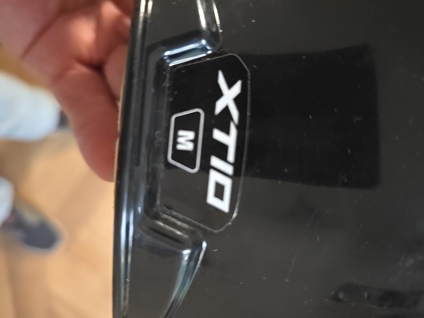 Ccm Caschi: CCM XTIO Eishockeyhelm mit Gitter, Grösse M – Usato da Aarau venduto da Nibdorb 1