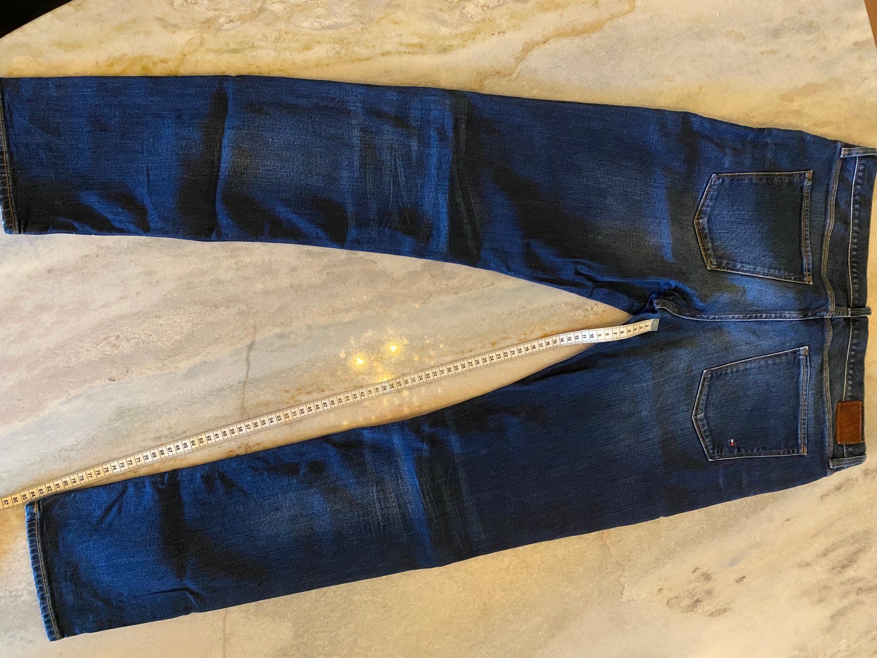 Tommy Hilfiger Jeans: Herren Tommy Hilfiger Jeans – Usato da Hinteregg venduto da Cadi1 2