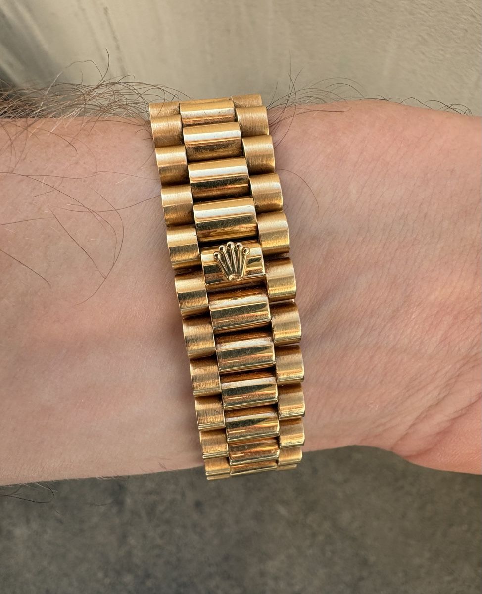 Rolex Montres: Rolex Day-date, diamond dial, reference 18238 – D'occasion à Basel par hmod 4