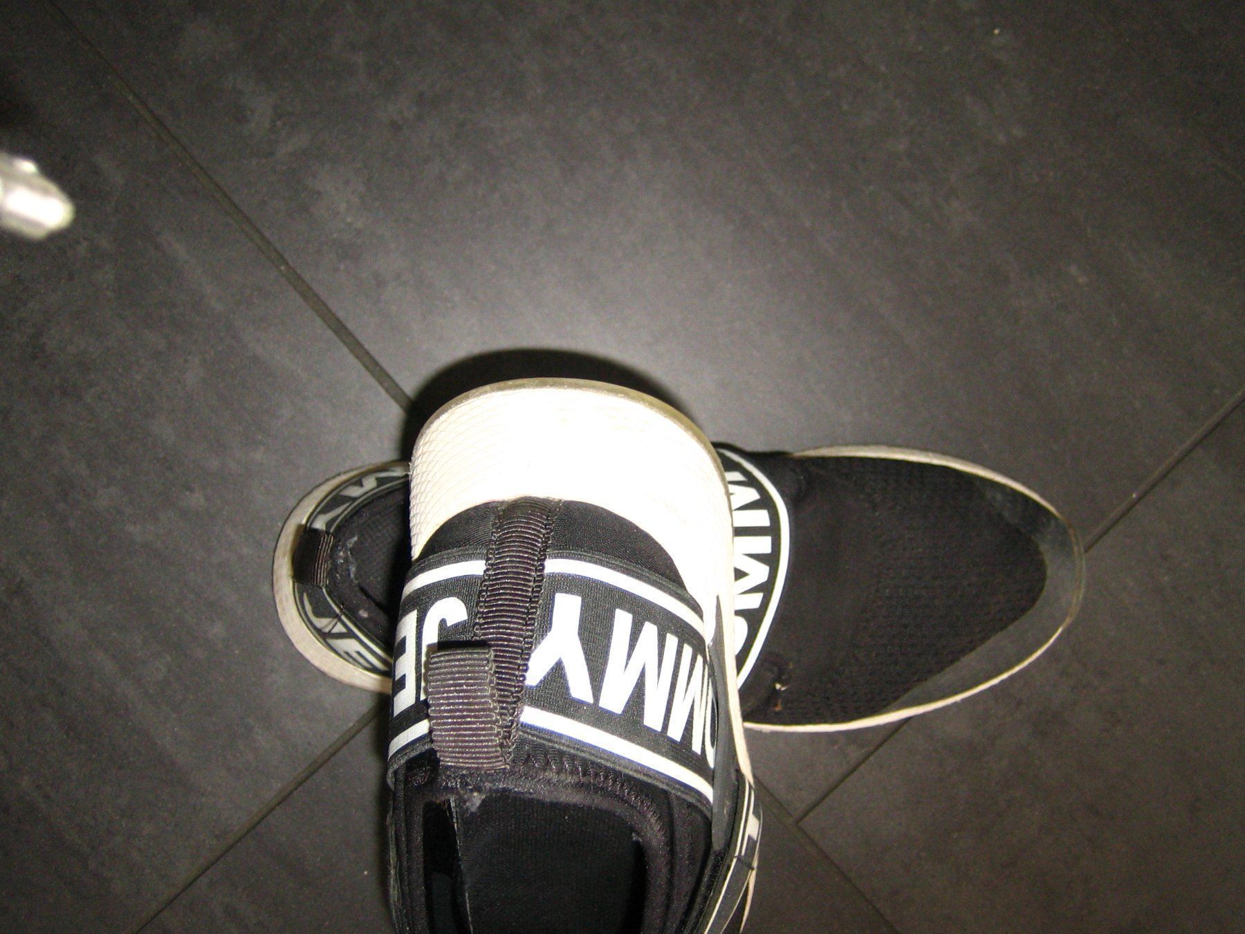Herrenschuhe: Modische Sneakers Tommy Jeans – Gebraucht aus Chur von bibo014 1