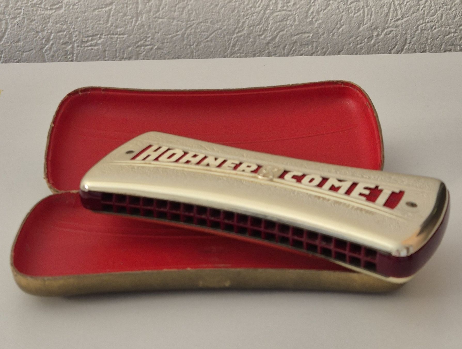 Hohner Musikinstrumente: HOHNER COMET - HARMONICA – Gebraucht aus St-Imier von Psaturnin 1