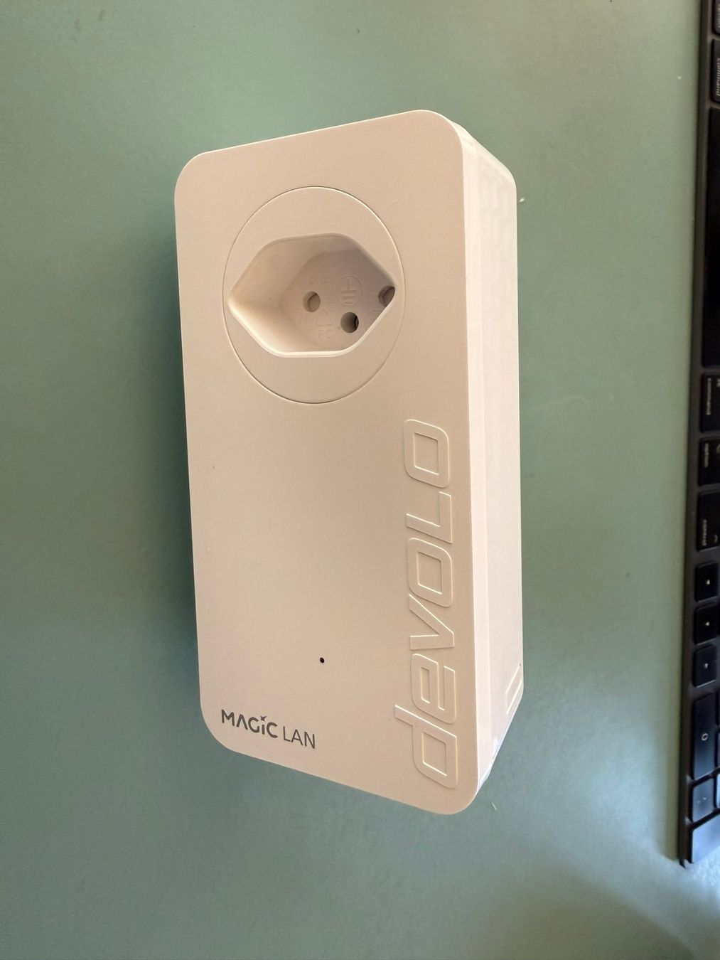 Devolo Unità & Adattatore: Devolo Magic 1 Wifi mini - Komplett – Usato da Untervaz venduto da Tampomas 3