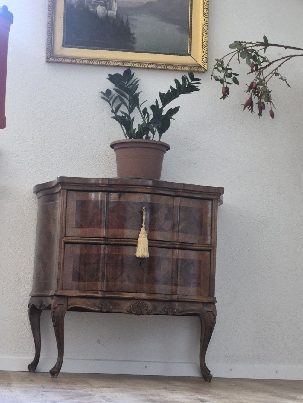 Commodes: antikes Kommödli 🥰  – D'occasion à Frauenfeld par mel_2gqy 2