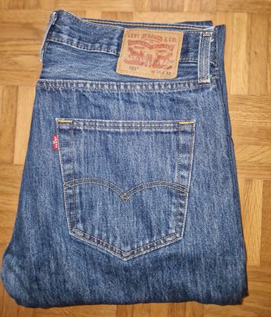 Original Levi's 501 Button Fly Jeans – Gr. 36/32 – Sehr gut