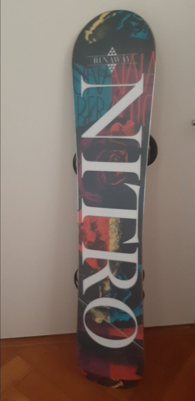 Snowboard Nitro Board: Snowboard Bindungen – Nuovo e nell'imballaggio originale da Zürich venduto da Venecia25 1