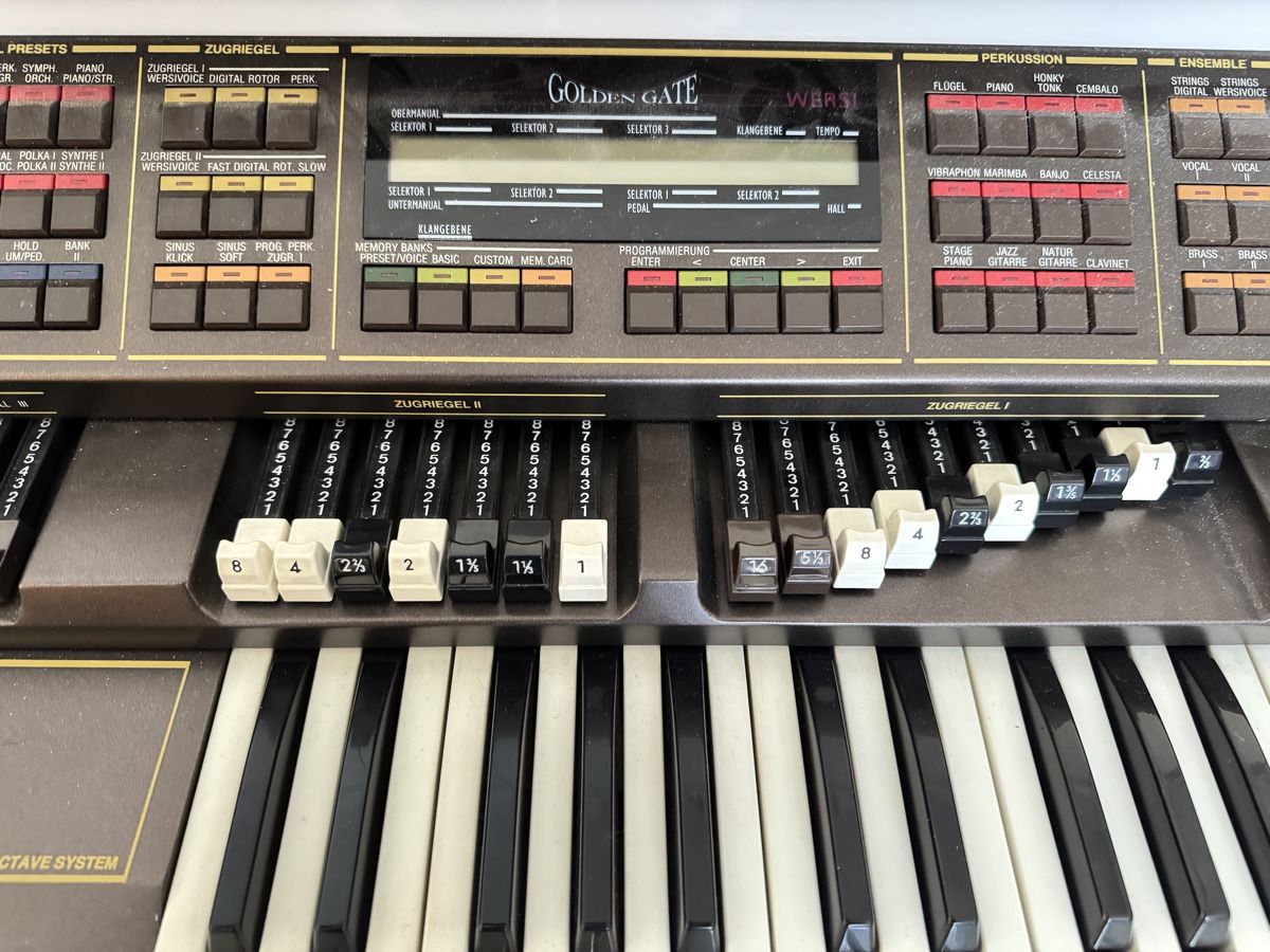 Wersi Strumenti musicali: Wersi Orgel WEGA – Difettoso da Oberengstringen venduto da f_m_r9jr 2