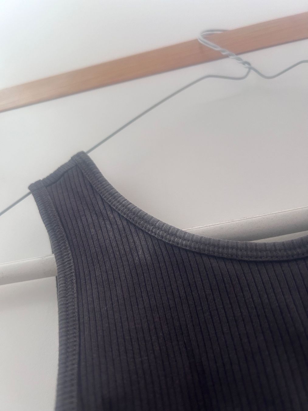 Tops: GYMSHARK Body – Gebraucht aus Dättwil AG von fio_d76l 8
