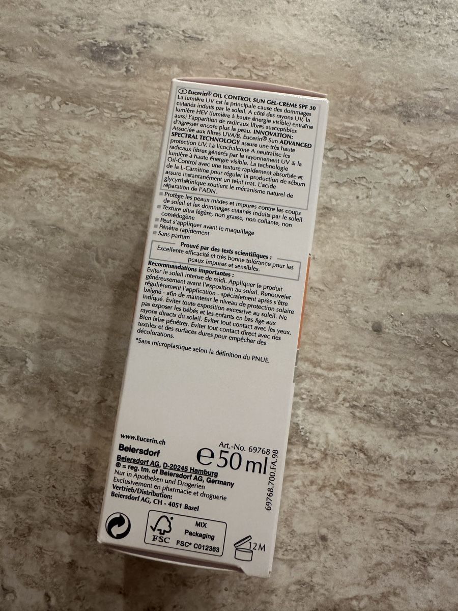 Soins du visage: Solaire Eucerin Oil Control SPF 30 – Neuf avec emballage d'origine à Lussery-Villars par Bellavita95 1