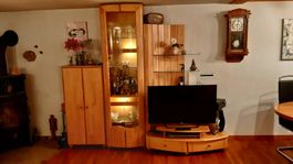 Vitrinenschrank Buche mit Beleuchtung guter Zustand