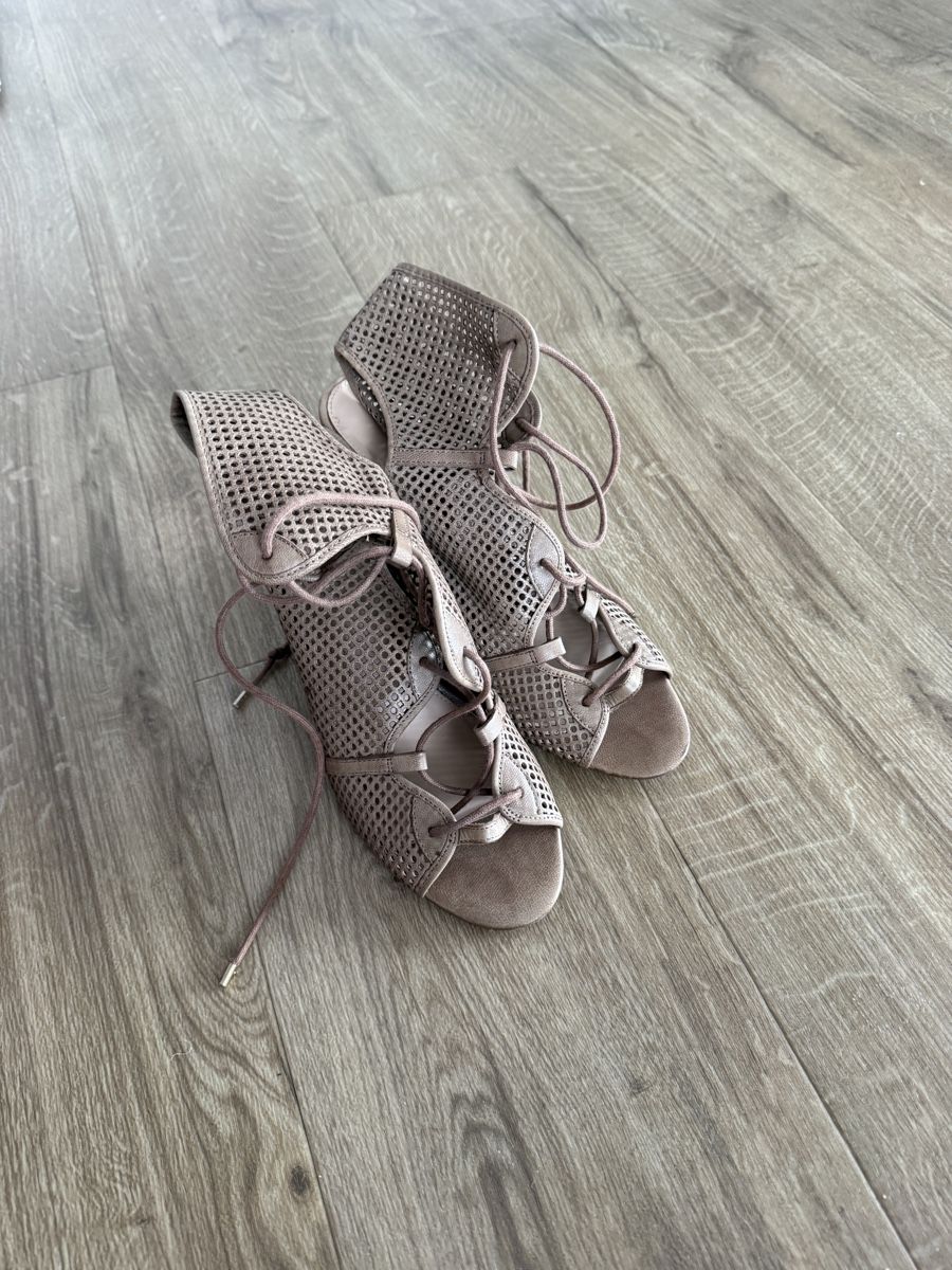Aldo Scarpe da donna: Sandalen ALDO Grösse 40 – Usato da Zihlschlacht venduto da momerlino