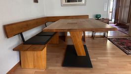Eckbank mit Esstisch Massivholz Eiche guter Zustand