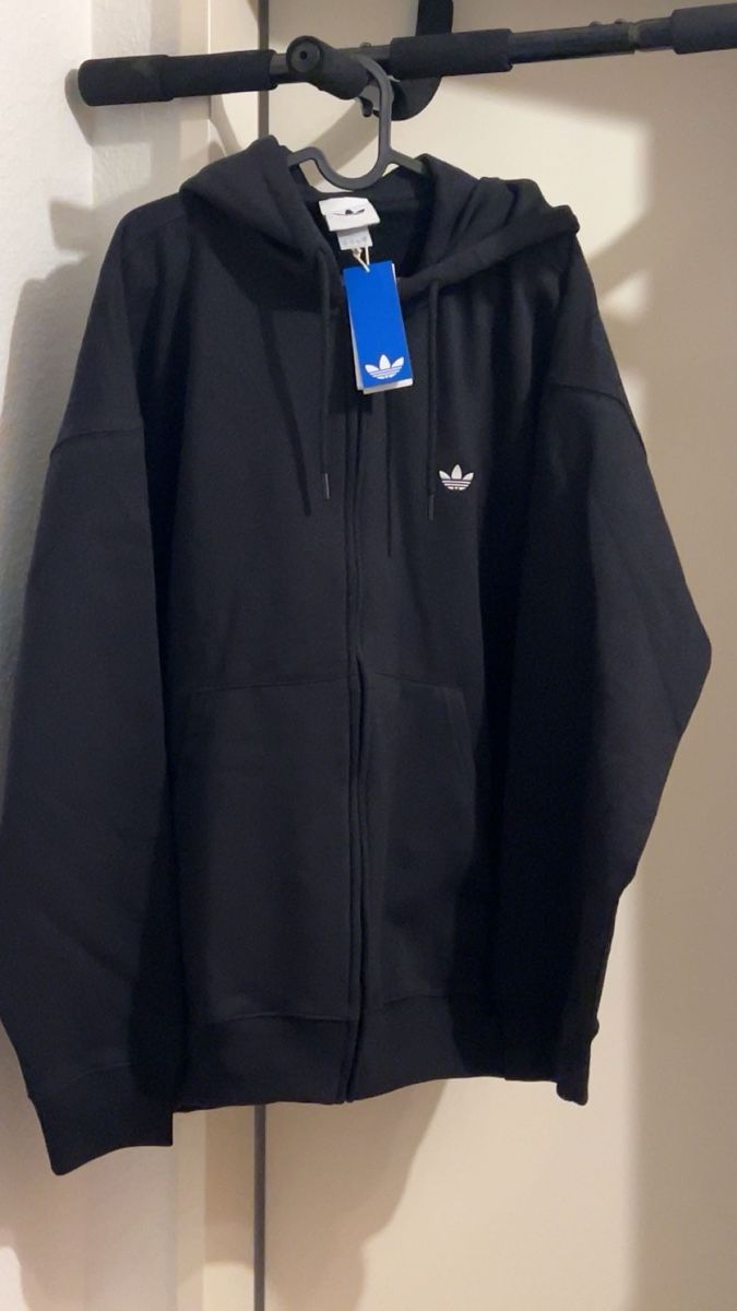 Adidas Jacken: Adidas Zipper – Neu (gemäss Beschreibung) aus Zürich von sha_207