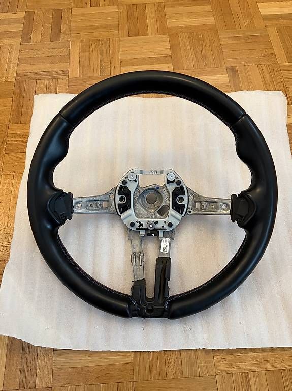 Tutti pezzi di ricambio auto: Volant BMW M2 F87 – Usato da Onex venduto da tim_w7yx