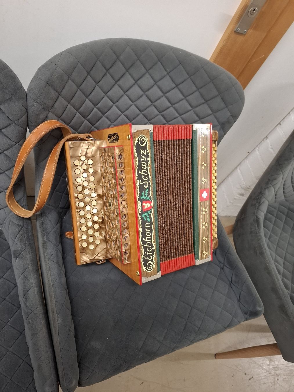 Eichhorn Musikinstrumente: Eichhorn orgeli – Gebraucht aus Villeneuve von BibiVintage 9