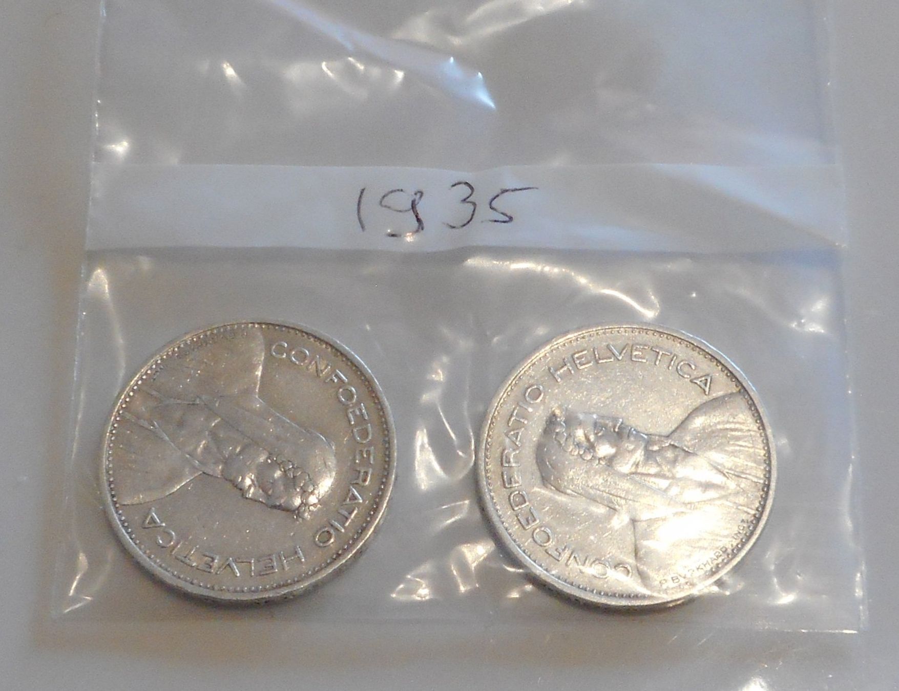 Tutti le monete: Lot de 2 pièces de 5.-- CHF 1935 – Usato da Carouge GE venduto da bemol_007