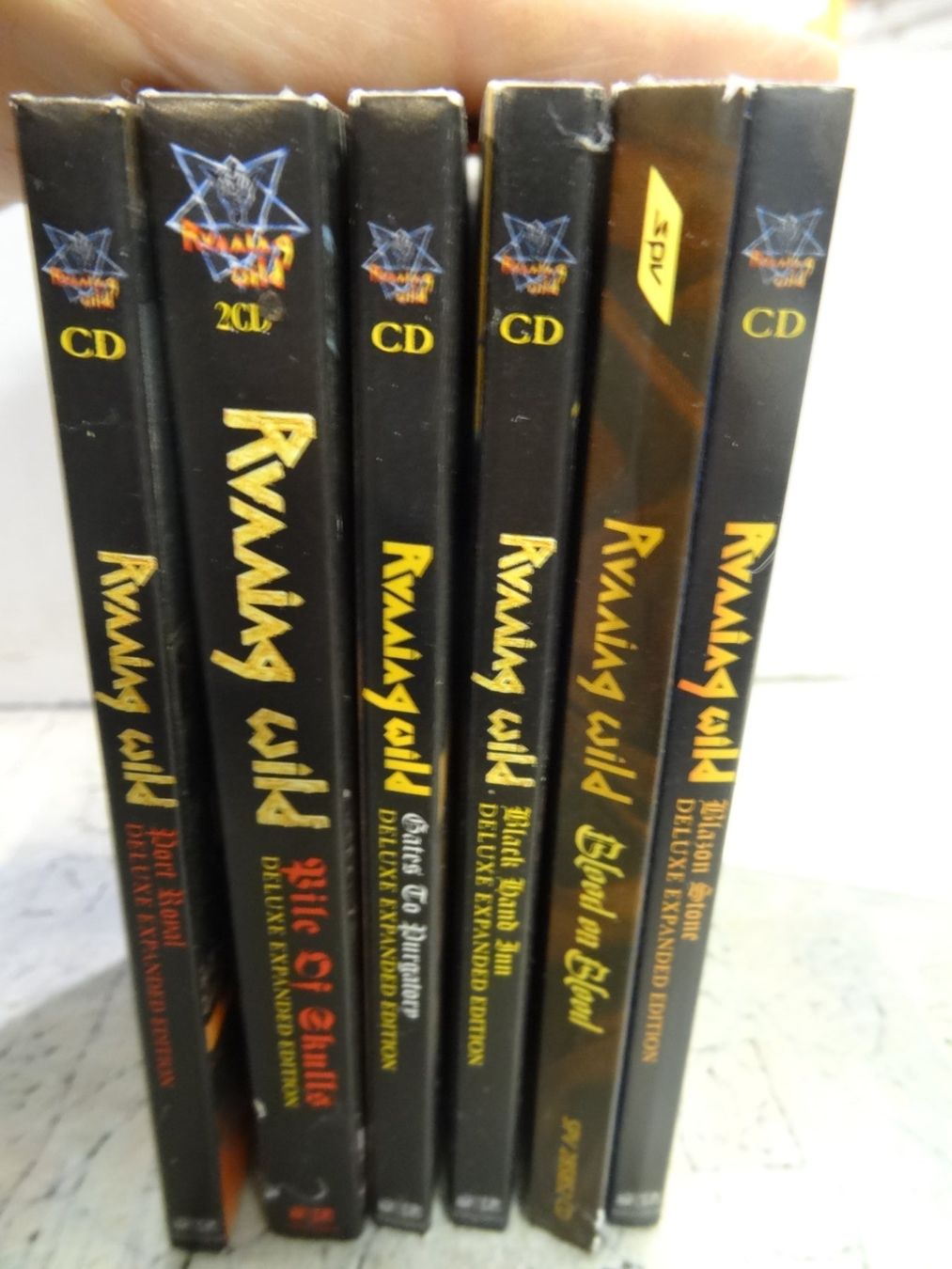 CD: Running Wild - 6 Remastered, Digipak, Expanded – Usato da luzern venduto da musicandart