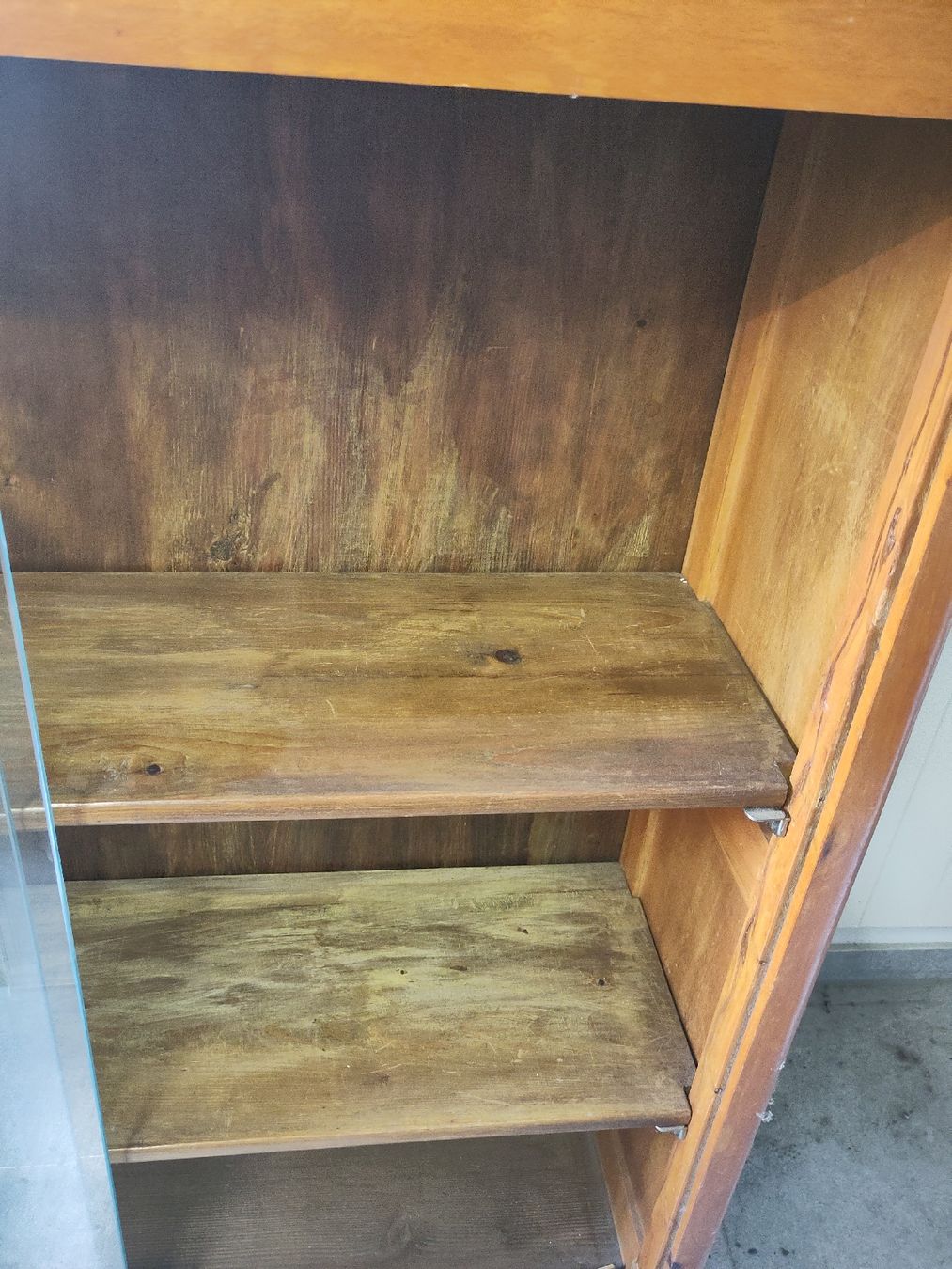 Vetrine: Vitrinenschrank Holz mit Glaseinsatz – Usato da Derendingen venduto da Biberister 2