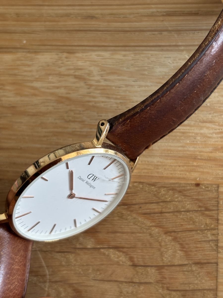Daniel Wellington Orologi: Daniel Wellington Uhr – Usato da Uznach venduto da Toppreis 2