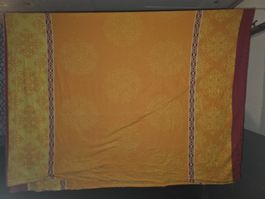 Schöne orangefarbene Bettwäsche mit Muster, 2er Set