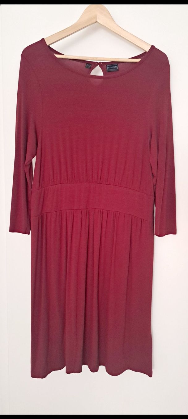 Vestiti: Kleid in Grösse 36 / 38 – Nuovo (secondo la descrizione) da Ostermundigen venduto da sedel_