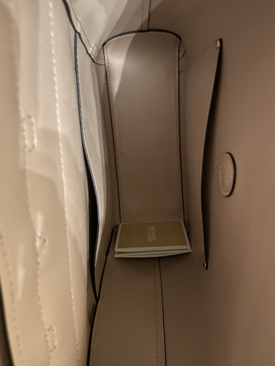 Michael Kors Zaini: Michael Kors Rucksack – Usato da Horn venduto da Renet009 5