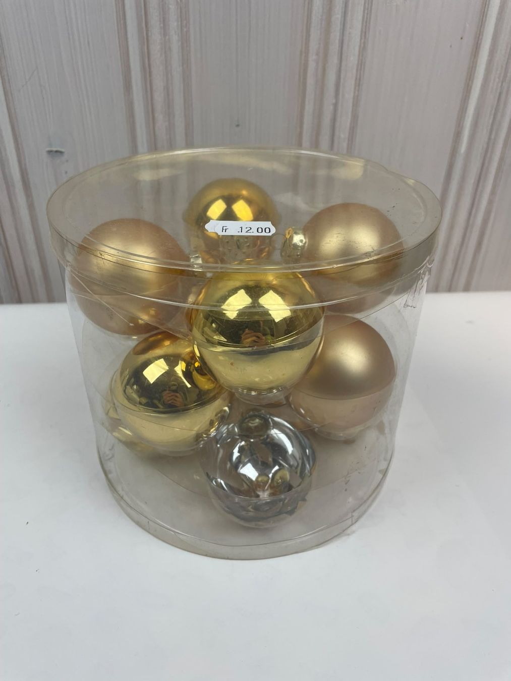 Alle Dekorationen: Weihnachtskugeln, glänzend - GOLD – Neu und originalverpackt aus Wängi von Thurgauer98